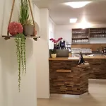 Vendégház Landgasthaus Zollerstuben 3*