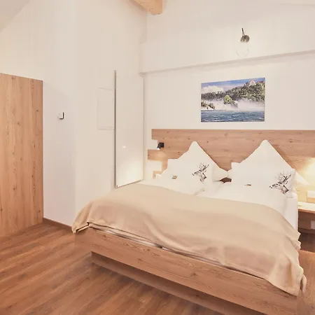 Landgasthaus Zollerstuben 3*