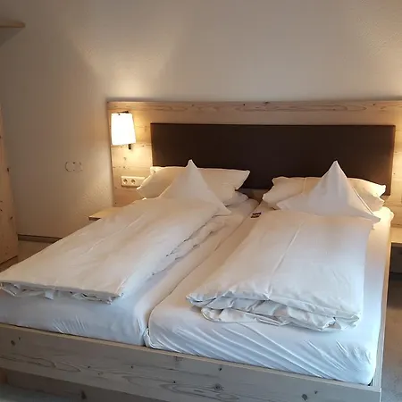 Landgasthaus Zollerstuben Pensión Bermatingen