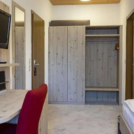 Penzion Landgasthaus Zollerstuben