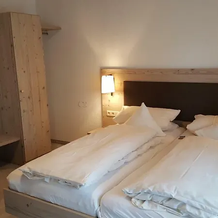 Pensión Landgasthaus Zollerstuben